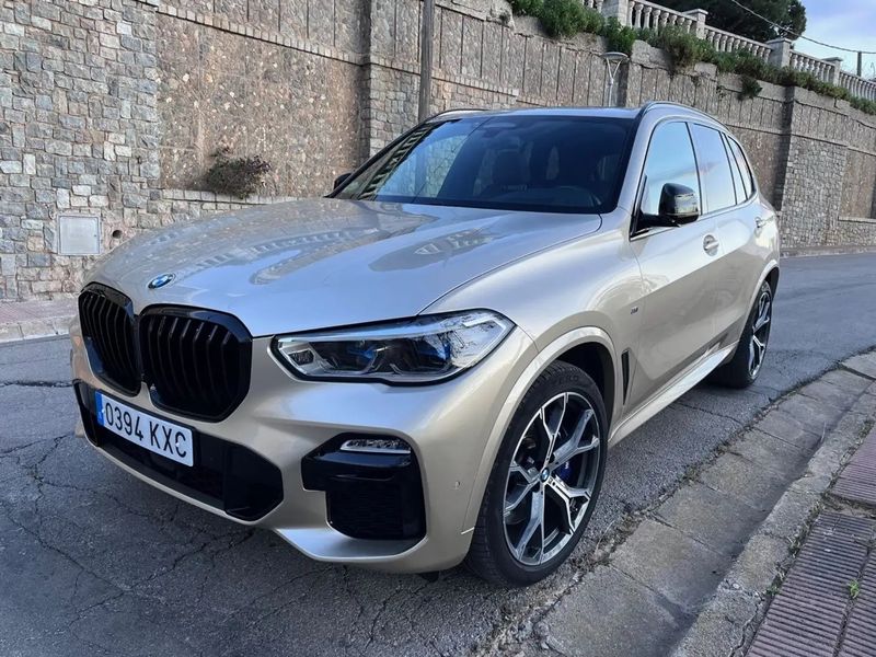 BMW X5 • 2019 • 71,300 km 1