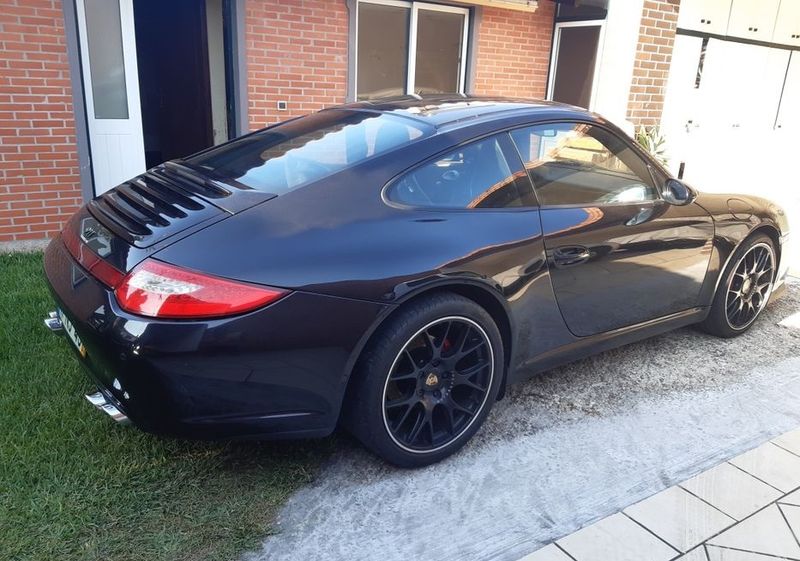 Porsche 911 • 2006 • 160,000 km 1