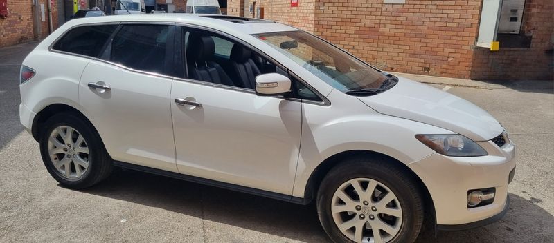 Mazda CX-7 • 2010 • 175,000 km 1