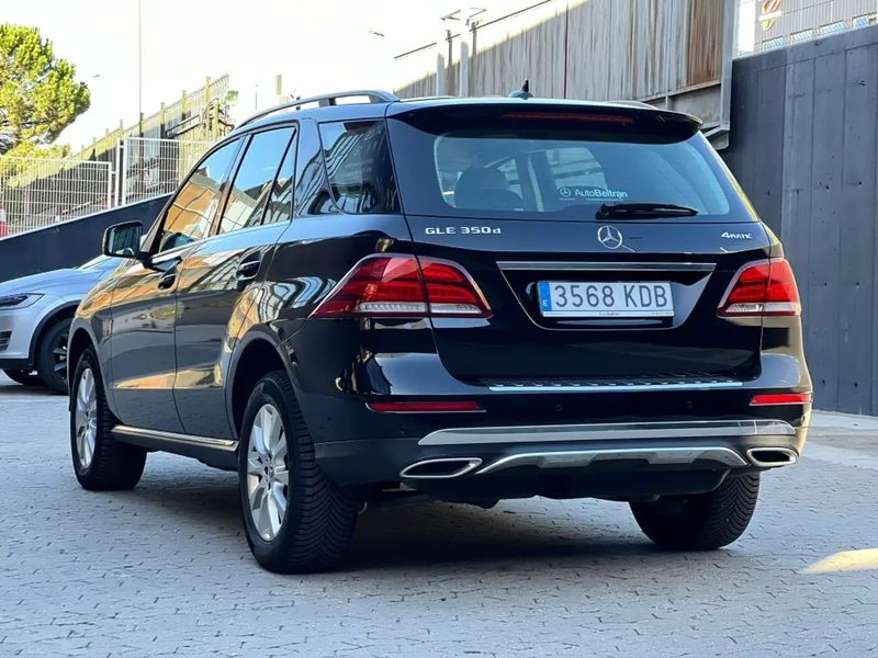 Mercedes-Benz GLE-Class • 2018 • 50,000 km 8