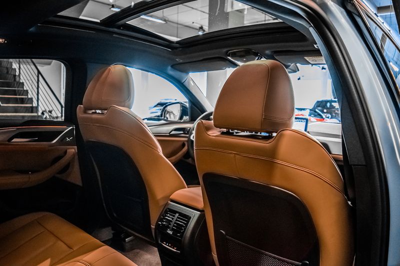 BMW X4 • 2024 • 4,100 km 7