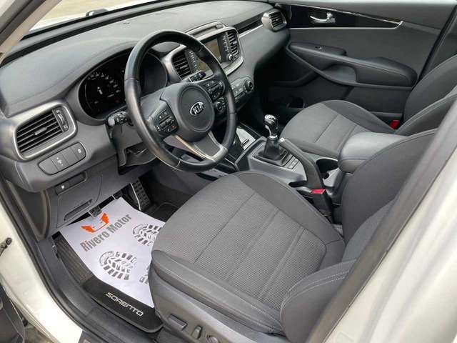 Kia Sorento • 2016 • 123,000 km 5