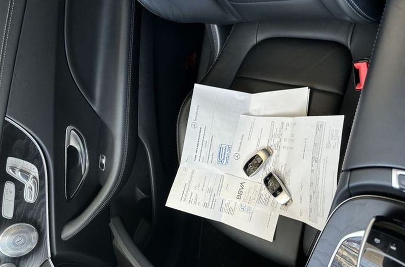 Mercedes-Benz E Coupé • 2017 • 54,000 km 5