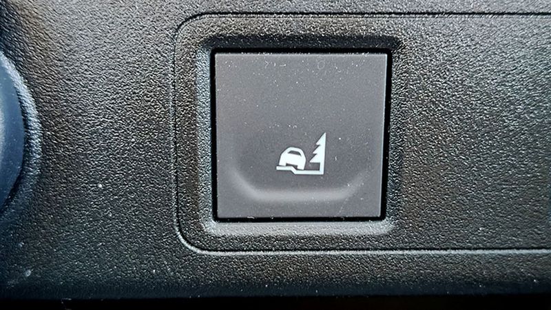 Dacia Lodgy • 2023 • 15,638 km 7