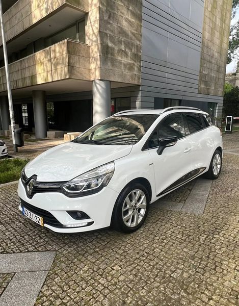 Renault Clio • 2019 • 220,000 km 1