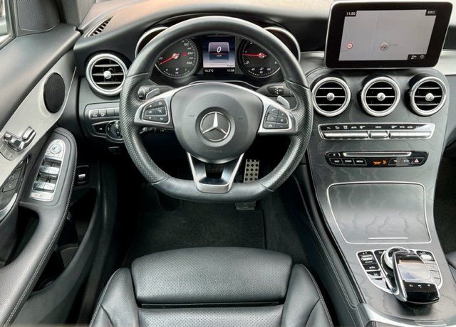 Mercedes-Benz GLC • 2019 • 105,000 km 3