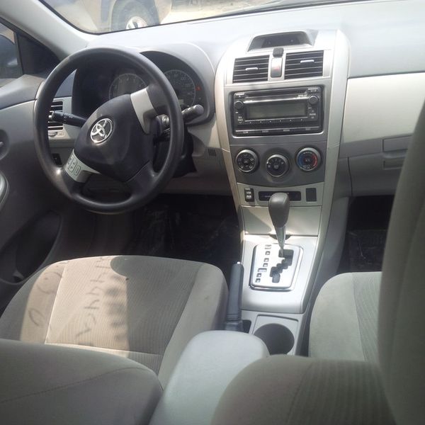 Toyota Corolla • 2009 • 32 km 3