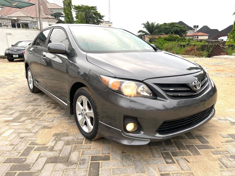 Toyota Corolla • 2012 • 19 km 1