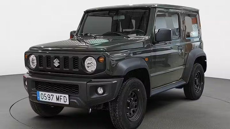 Suzuki Jimny • 2023 • 33,649 km 1