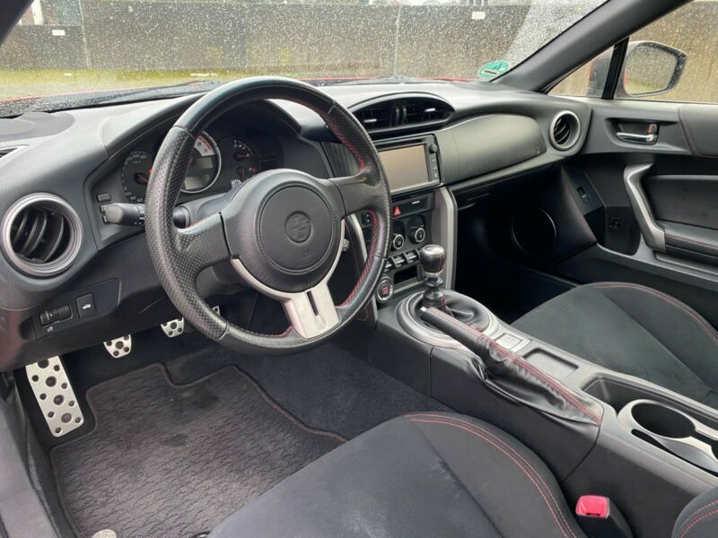 Toyota GT86 • 2014 • 433,333 km 4