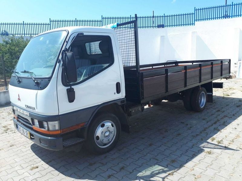 Mitsubishi Fuso canter • 1997 • 245,000 km 2