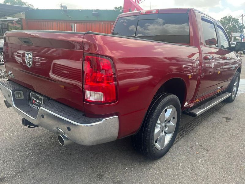 Dodge Ram Pickup 1500 • 2013 • 90,000 km 4