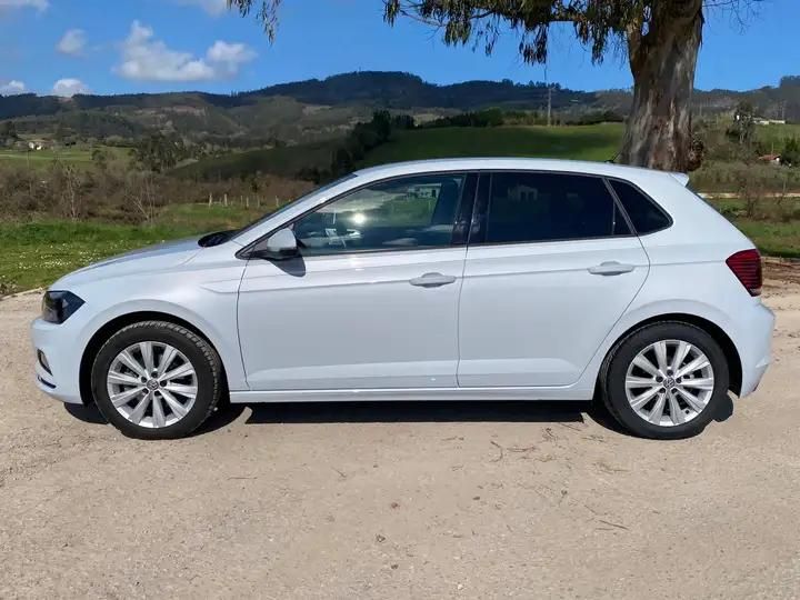 Volkswagen Polo • 2018 • 49,999 km 4