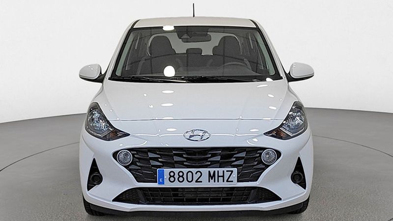 Hyundai i10 • 2023 • 25,432 km 4