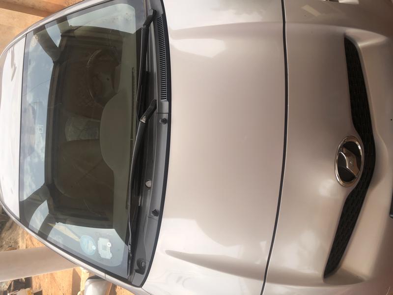 Toyota Yaris • 2010 • 77,181 km 9