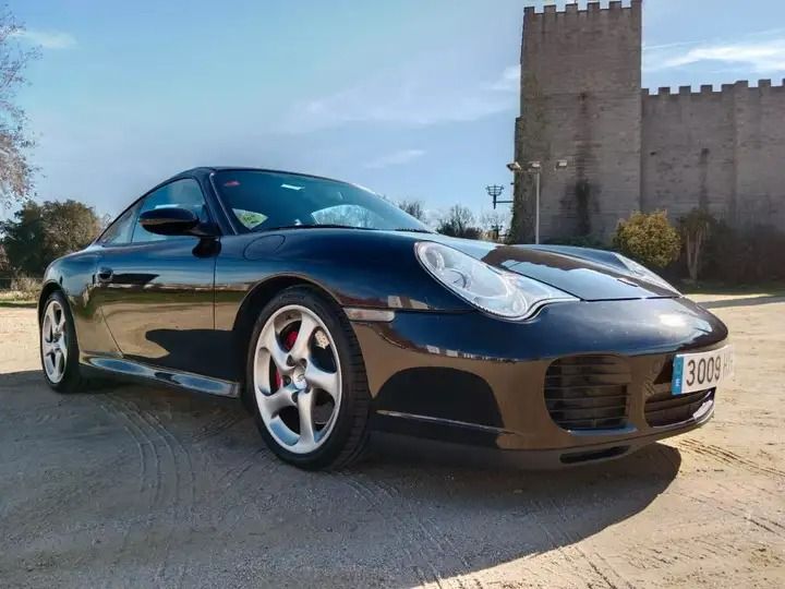 Porsche 911 • 2002 • 82,000 km 1