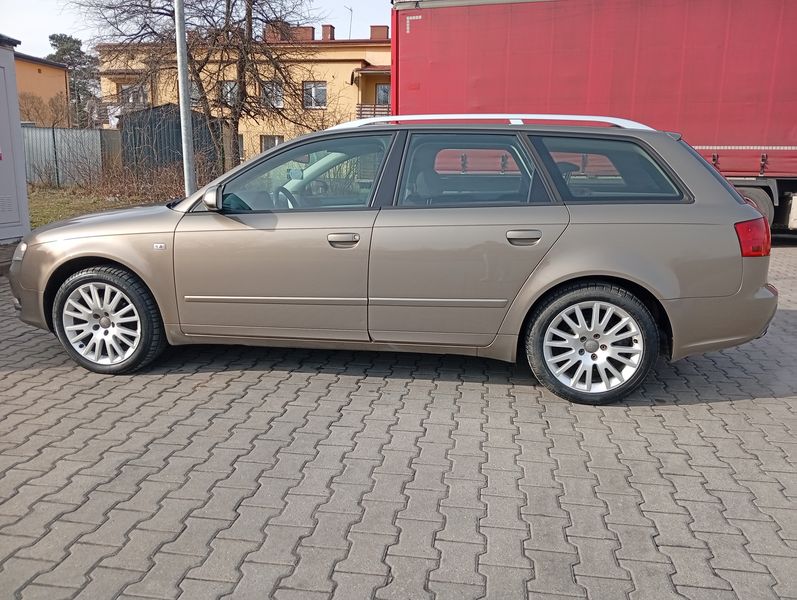 Audi A4 • 2007 • 371,000 km 4