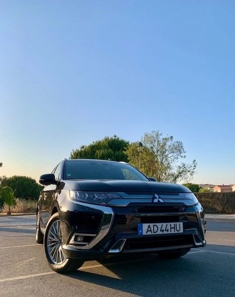 Mitsubishi Outlander • 2020 • 76,928 km 1