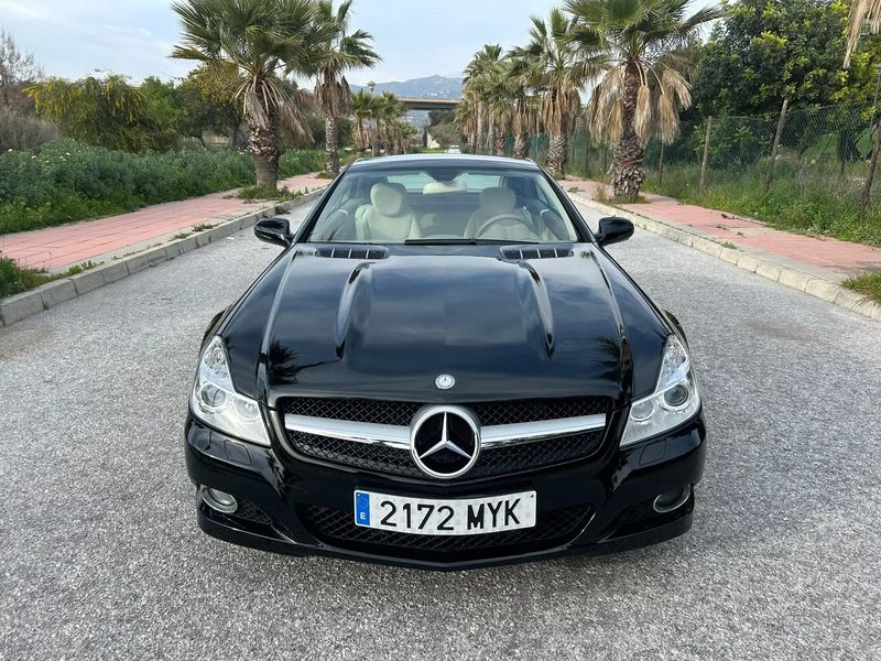 Mercedes-Benz SL-Class • 2009 • 48,000 km 1