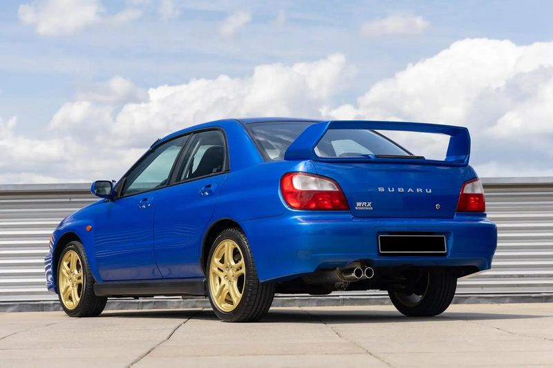 Subaru Impreza • 2002 • 74,000 km 9