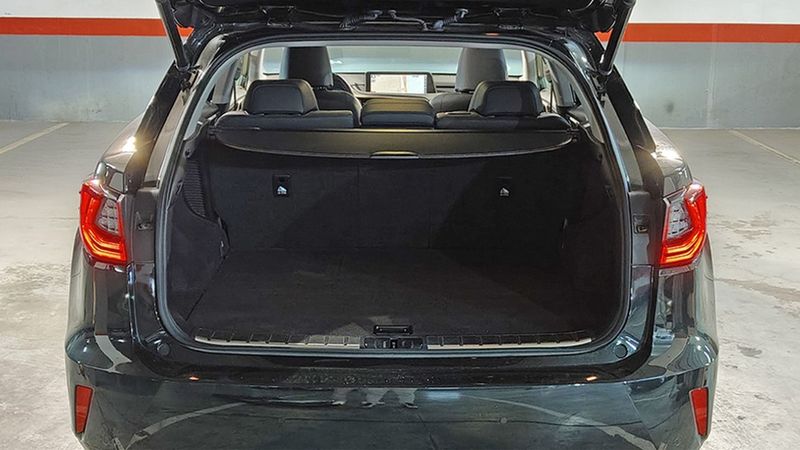 Lexus RX • 2020 • 42,237 km 4