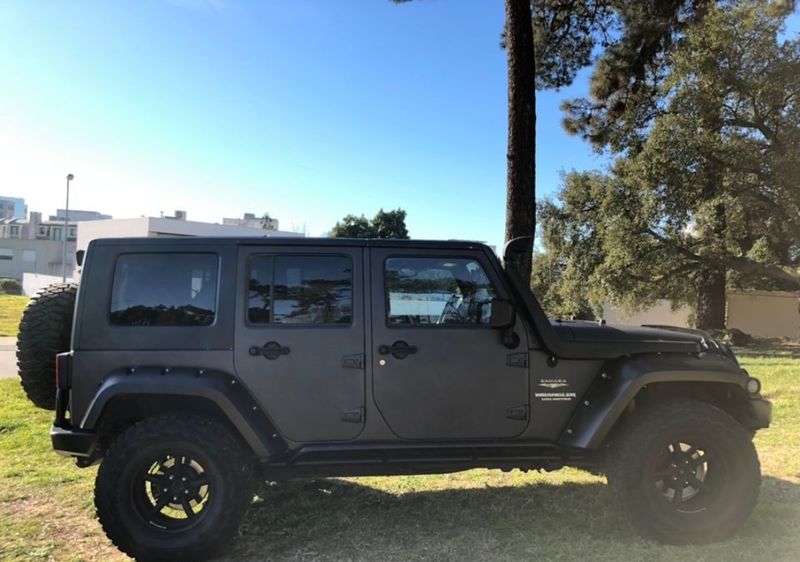 Jeep Wrangler • 2010 • 89,000 km 2