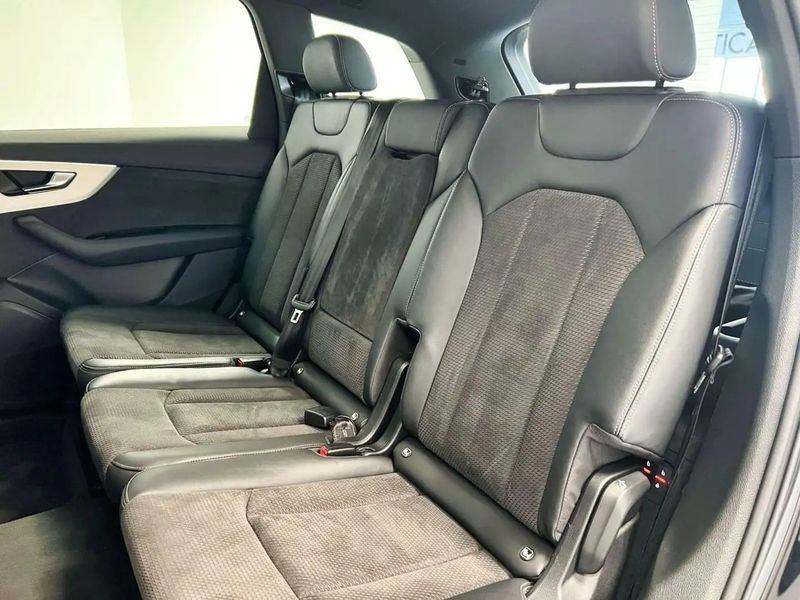 Audi Q7 • 2020 • 59,800 km 16