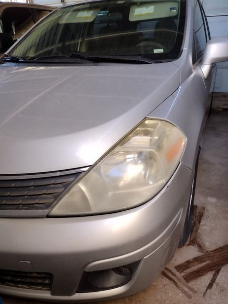 Nissan Versa • 2009 • 105,000 mi 4