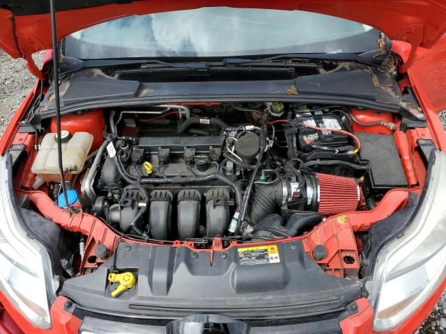 Ford Focus • 2012 • 10,000 mi 9