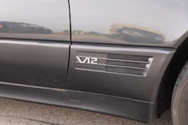 Mercedes-Benz SL • 1993 • 38,000 km 10