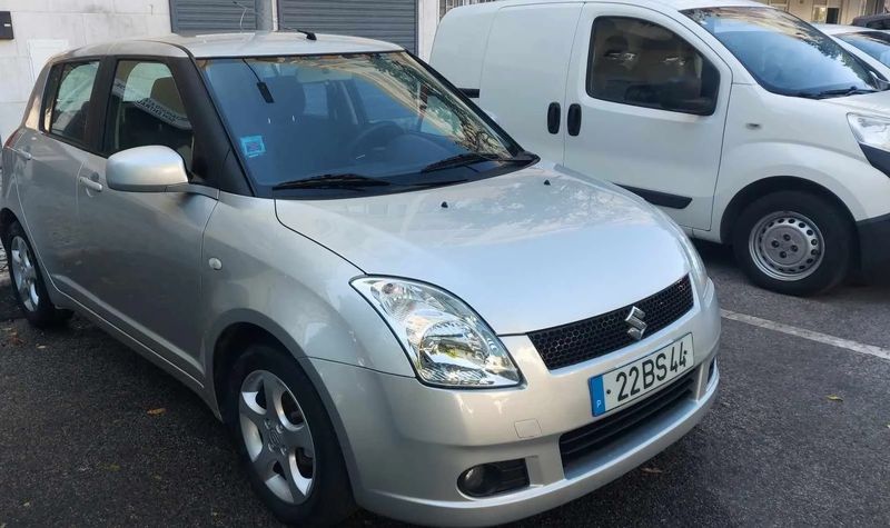 Suzuki Swift • 2006 • 220,000 km 2