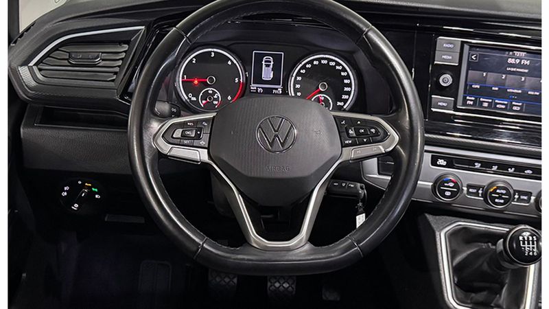 Volkswagen Multivan • 2022 • 78,464 km 17