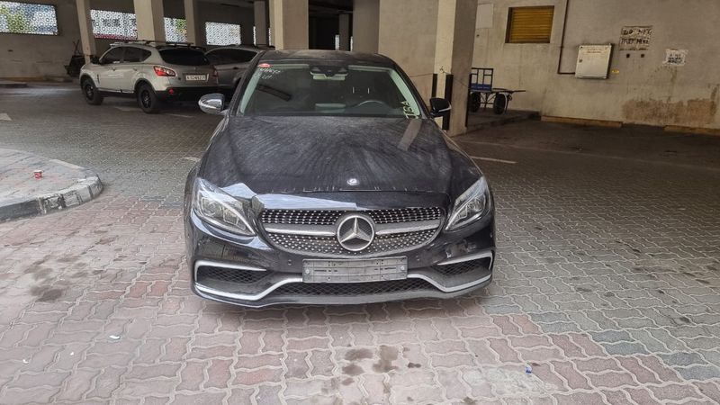 Mercedes-Benz C-Class • 2015 • 98,000 km 8