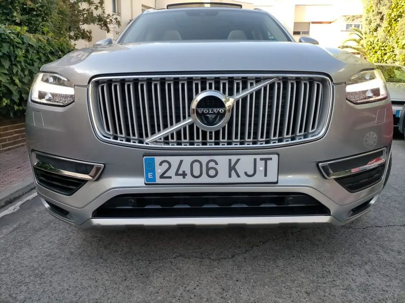 Volvo XC90 • 2018 • 185,000 km 1