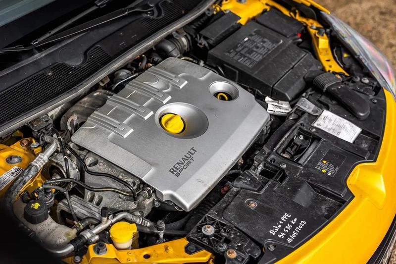 Renault Mégane Coupé • 2011 • 97,600 km 15