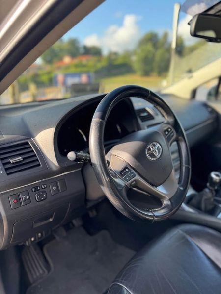 Toyota Avensis • 2010 • 189,000 km 6