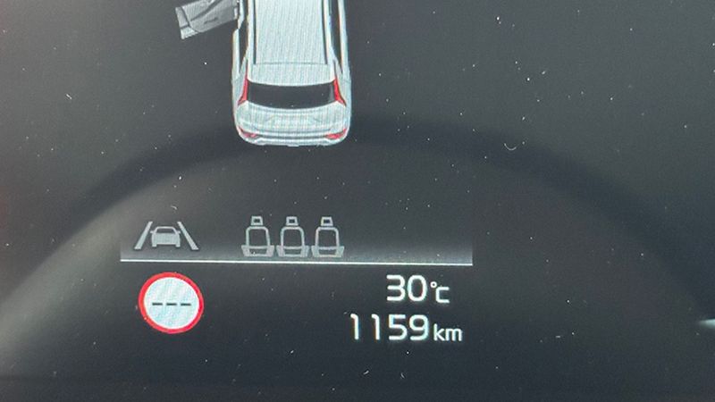 Kia Niro • 2024 • 1,159 km 8