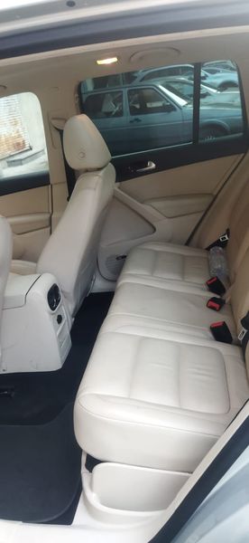 Volkswagen Tiguan • 2011 • 119,000 mi 7