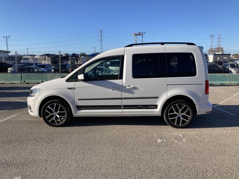 Volkswagen Caddy • 2019 • 86,509 km 2