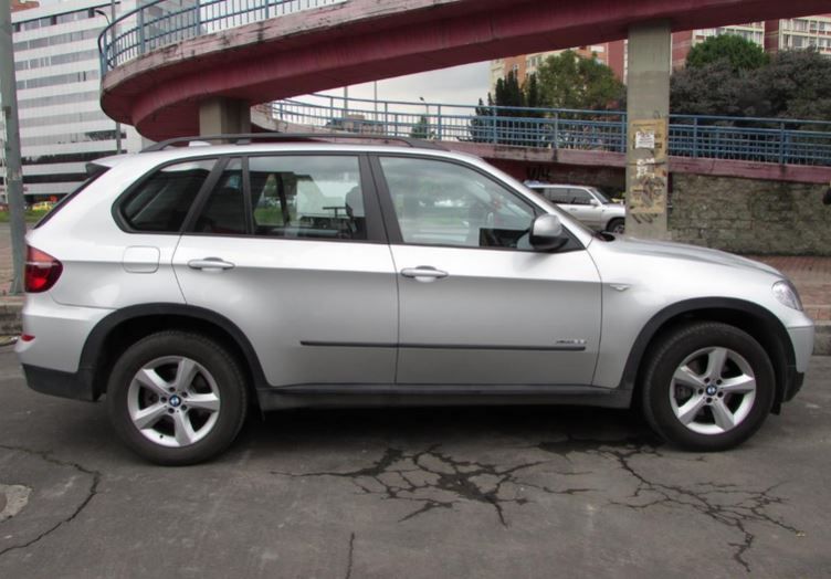 BMW X5 • 2013 • 115,000 km 5