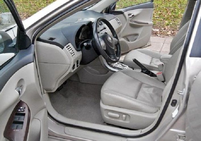 Toyota Corolla • 2011 • 146,700 km 3
