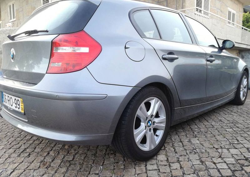 BMW 1 Series • 2009 • 200,000 km 2