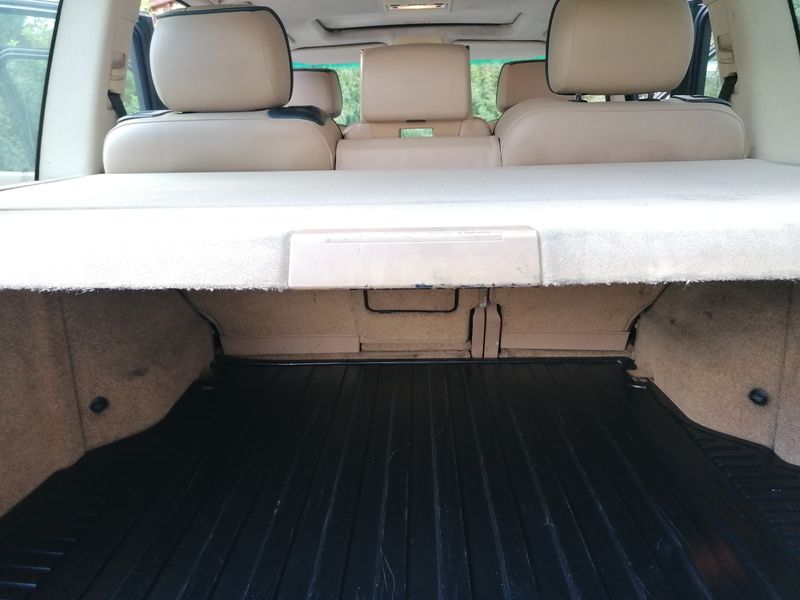 Land Rover Range Rover • 2002 • 472,000 km 1