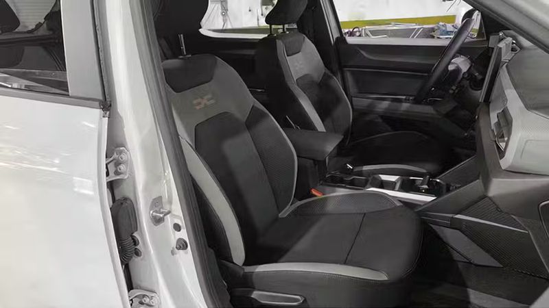 Dacia Duster • 2024 • 10,170 km 3