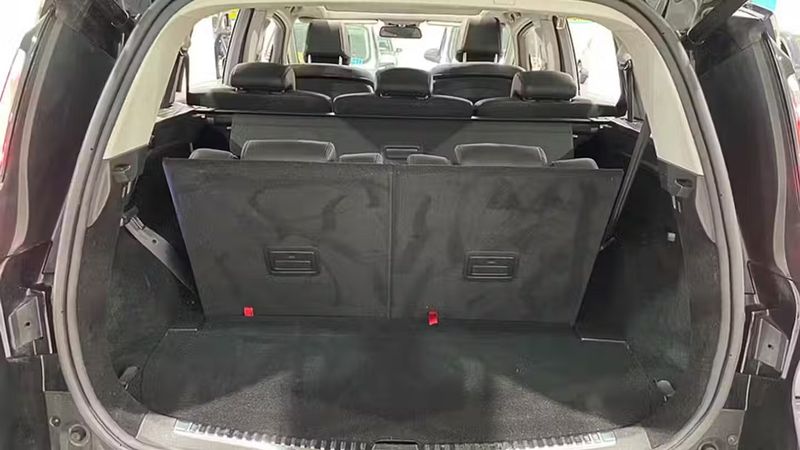 Renault Espace • 2021 • 42,122 km 10