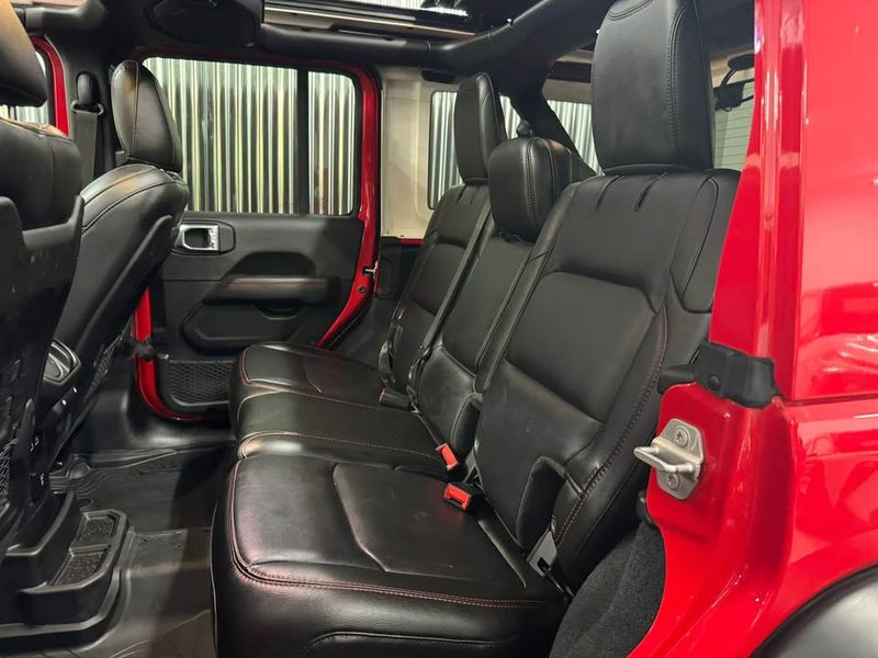 Jeep Wrangler • 2020 • 93,000 km 6