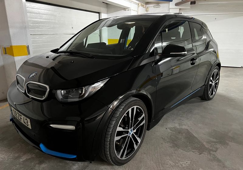 BMW i3 • 2019 • 3,880 km 1