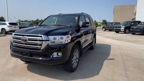 Toyota Land Cruiser • 2020 • 12,087 km 1