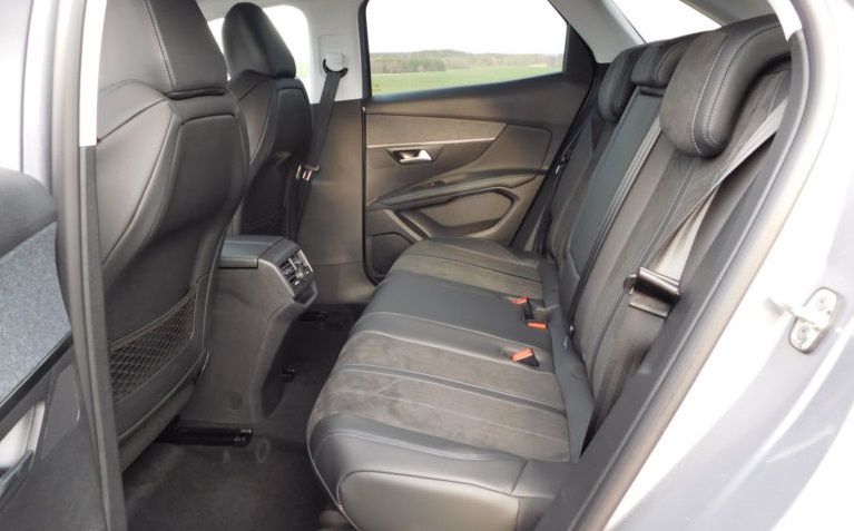 Peugeot 3008 • 2018 • 121,000 km 6