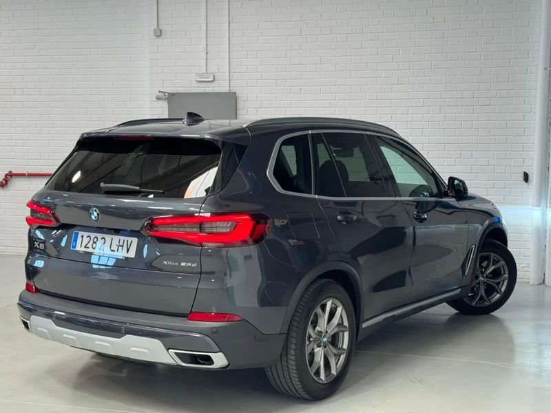 BMW X5 • 2020 • 57,100 km 4